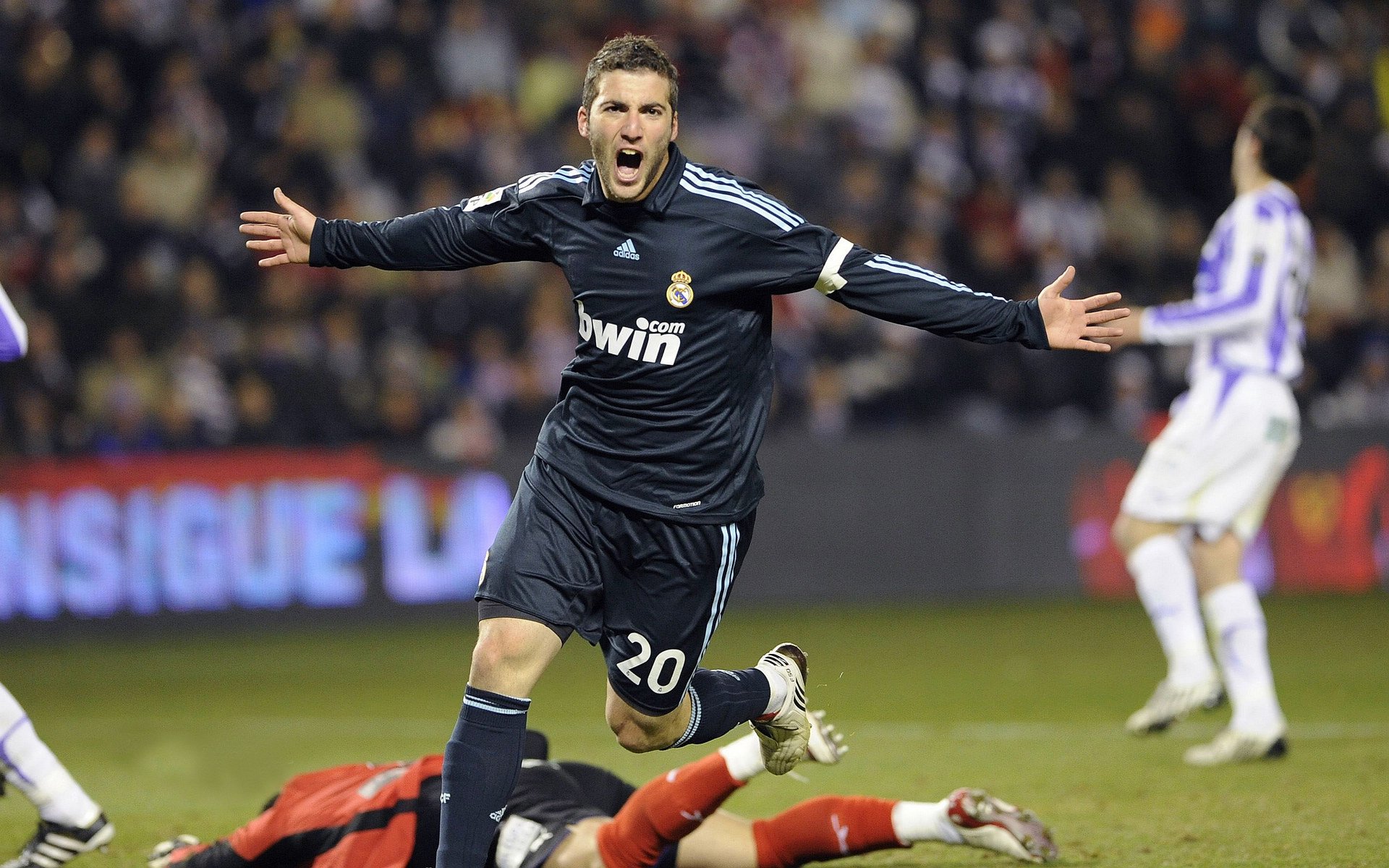 阿圭罗接管关键战，比利时如何在奥运生死战中啃下加拿大这块硬骨头